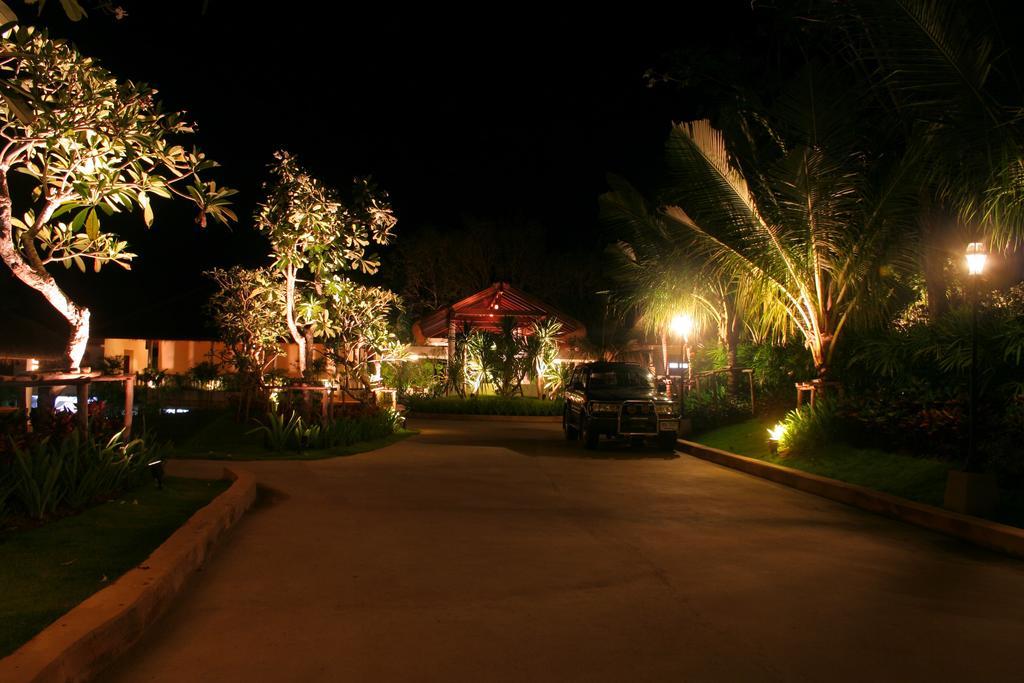 Chandara Resort & Spa, Phuket - Sha Plus Luaran gambar