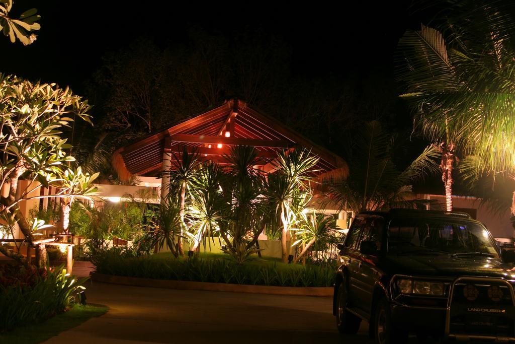 Chandara Resort & Spa, Phuket - Sha Plus Luaran gambar