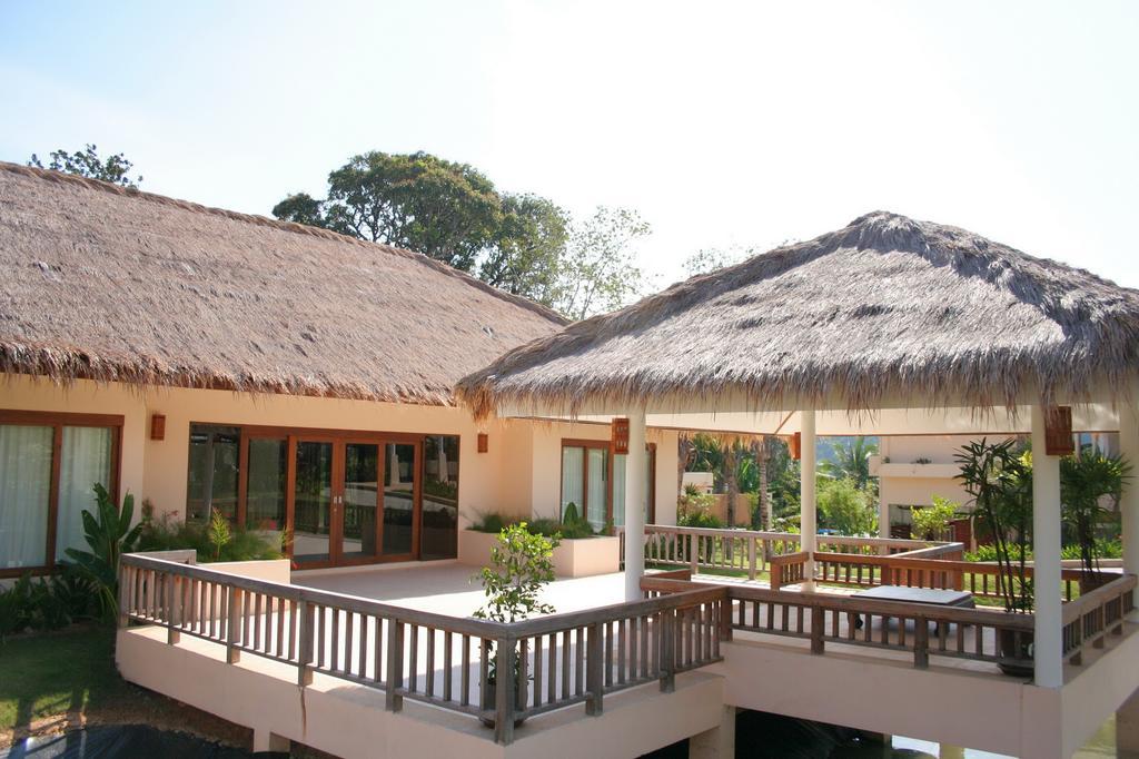 Chandara Resort & Spa, Phuket - Sha Plus Luaran gambar
